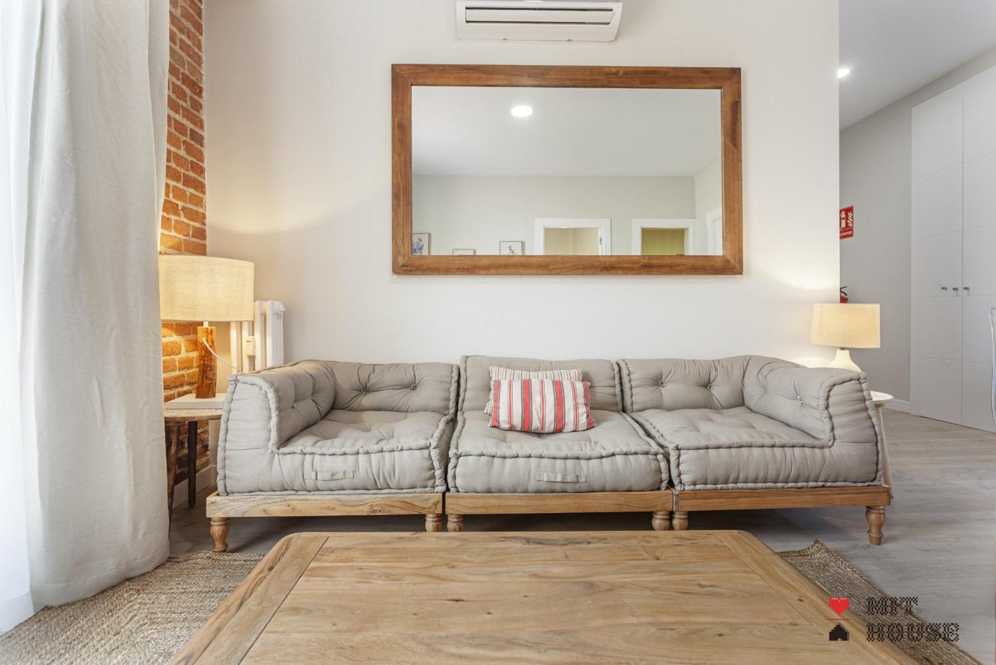 Latina En Madrid Apartment Exterior photo